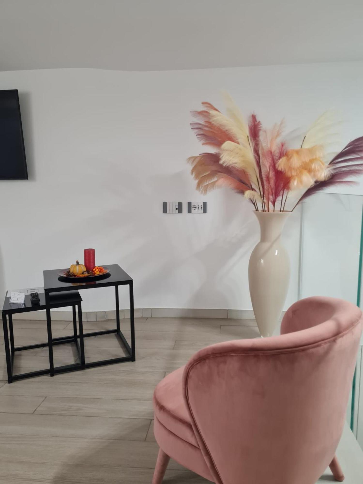 Diva Suite Бари Екстериор снимка